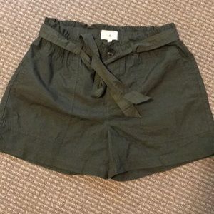 Lou & Grey Olive Green shorts